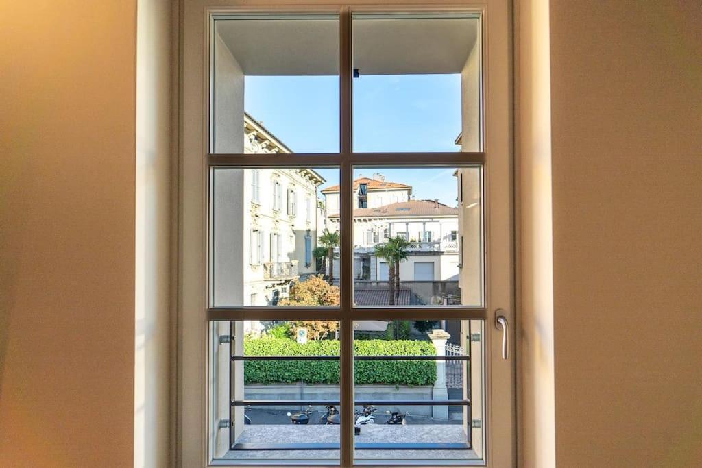 Moderno Appartamento A 200 Metri Dal Duomo Como Buitenkant foto